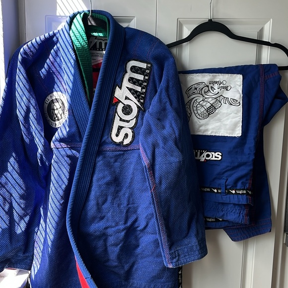 STORM KIMONO BJJ JiuJitsu GI Brazilian Set Size A2 Combat Fight Gear Green Belt - Picture 1 of 16